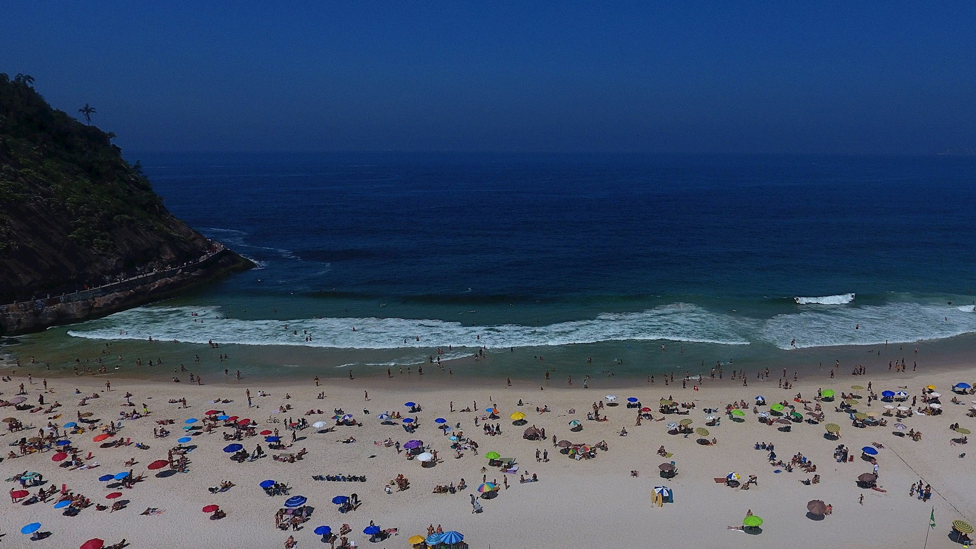 Abarrotan playas en Brasil por día festivo pese a COVID-19 - brasil-playas-covid-19-pandemia-dia-de-la-independencia-2