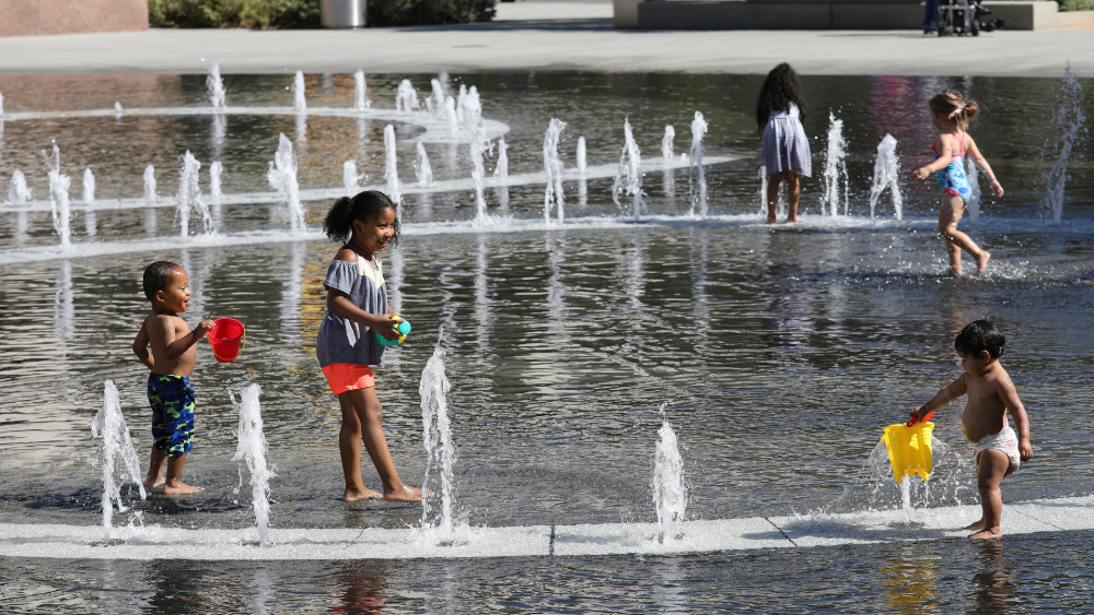 Unicef alerta por exposición de 559 millones de niños a olas de calor - calor-ninos