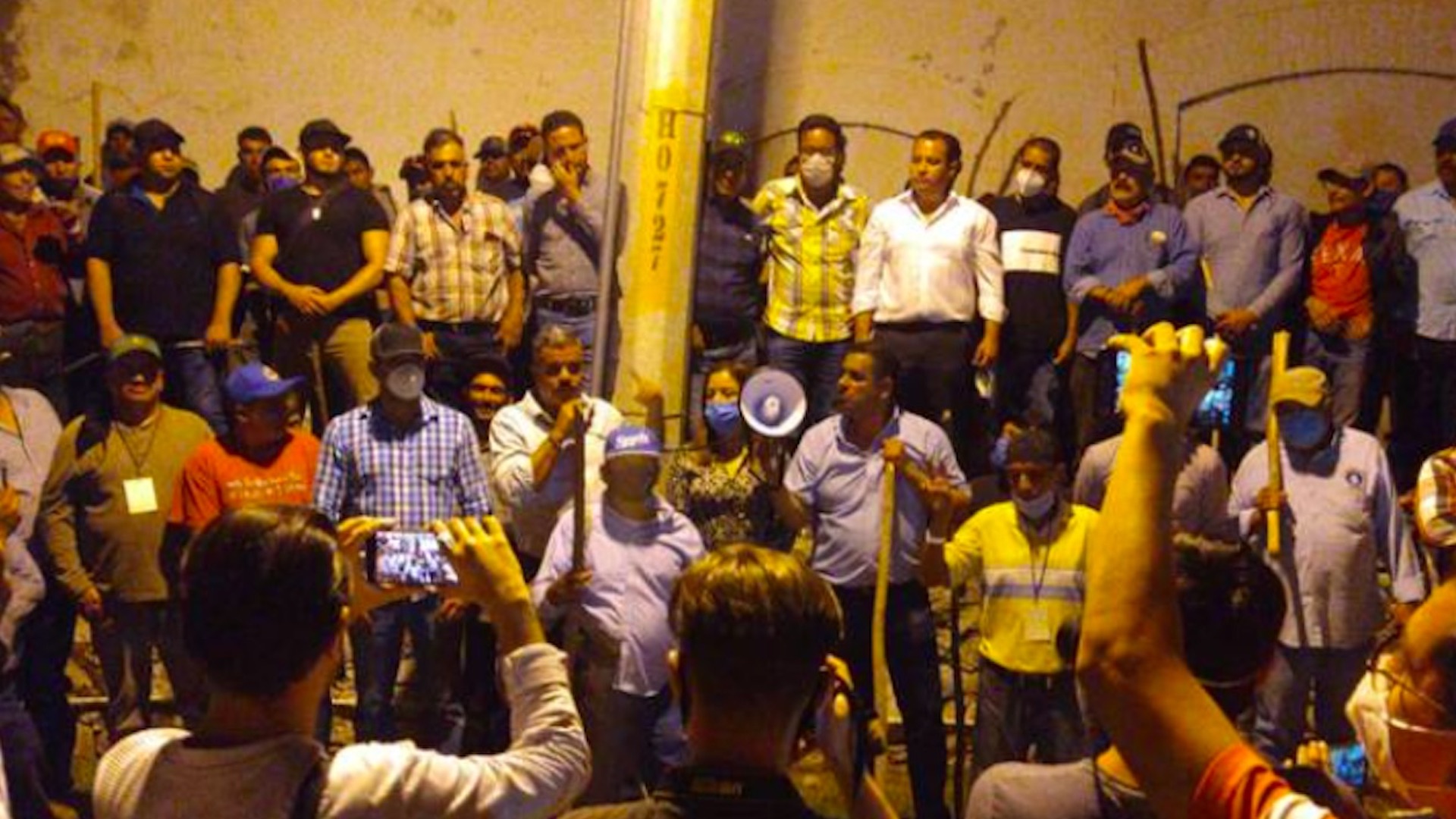 Productores mantienen tomada presa La Boquilla, en Chihuahua; denuncian infiltrados