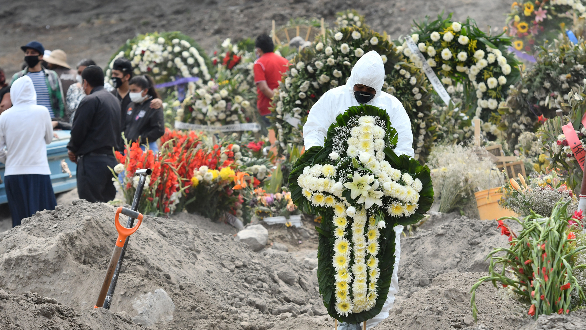 COVID-19 podría ser la primera causa de muerte en México para fin de año