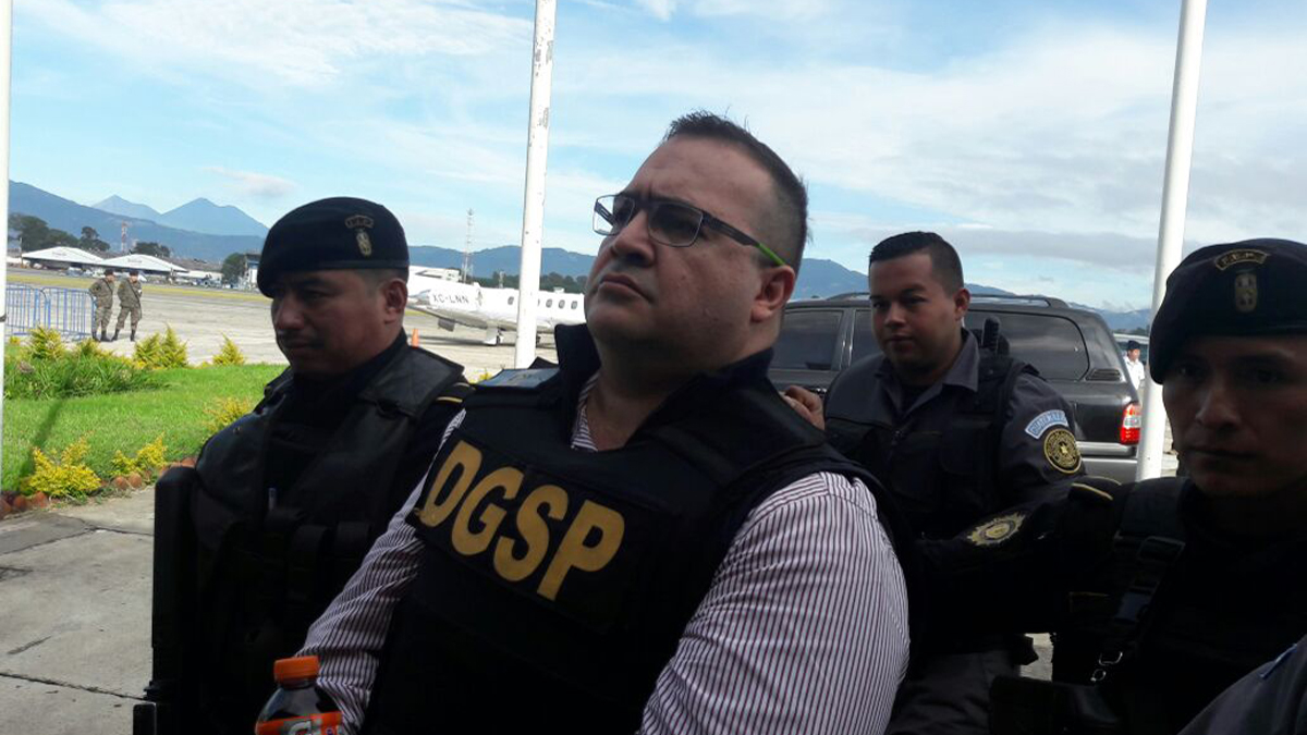 Aplazan resolución sobre libertad anticipada a Javier Duarte