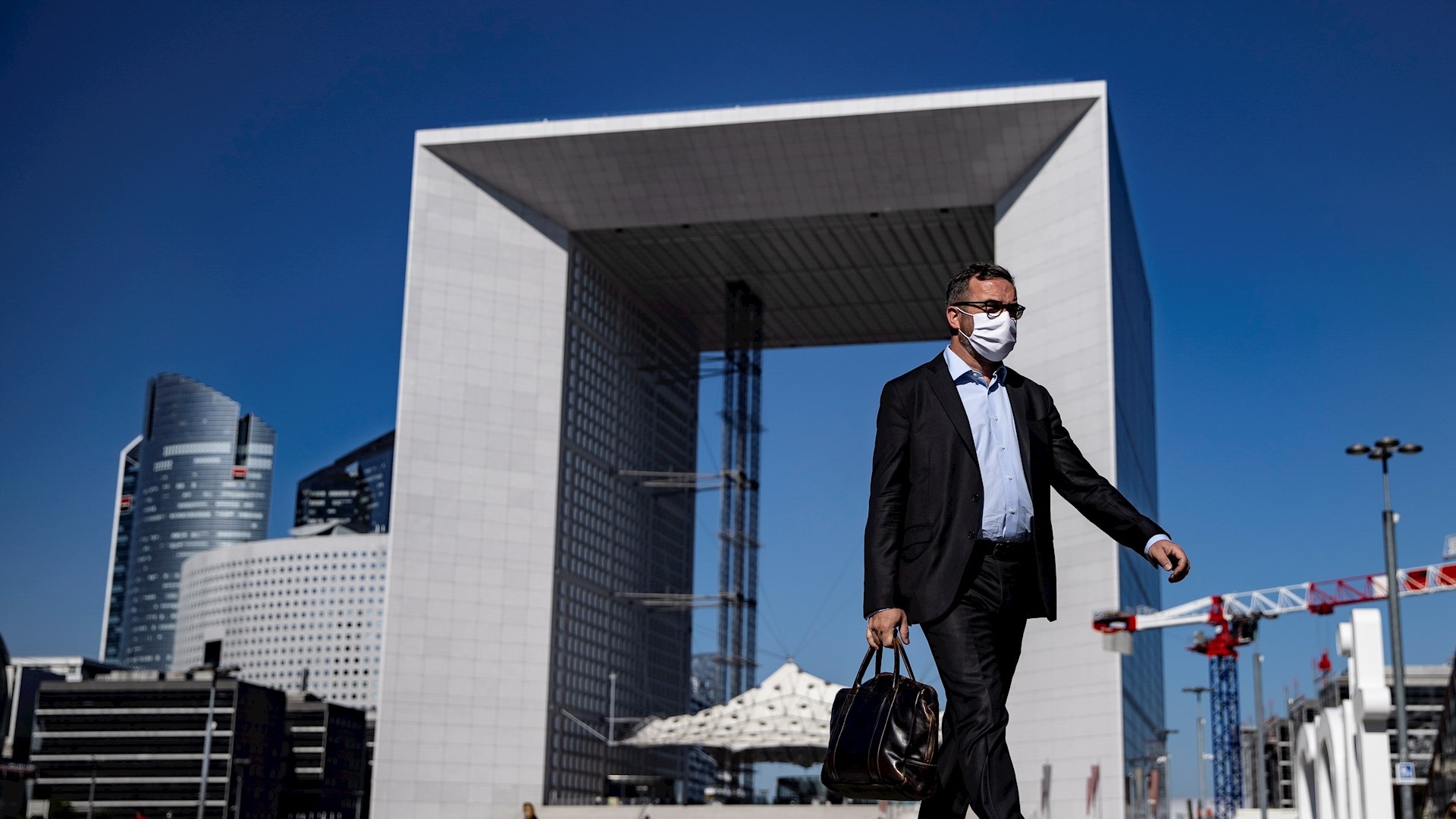 Francia registra 14 mil 412 contagios de COVID-19 en 24 horas y 39 muertos más