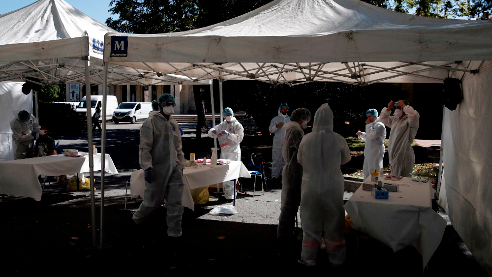 El mundo se aproxima al millón de muertes y los 33 millones de contagios por COVID-19