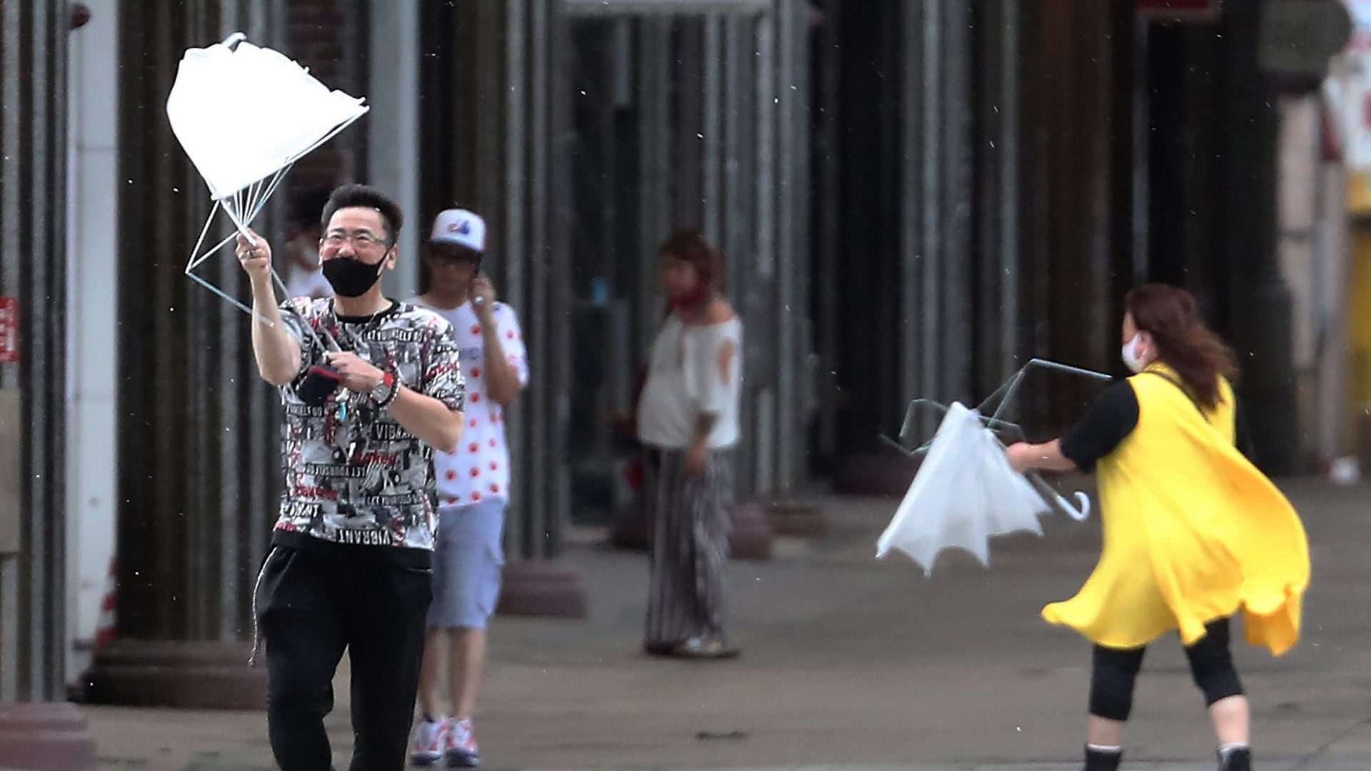 Desalojan a más de 5 millones de personas en Japón por el tifón Haishen