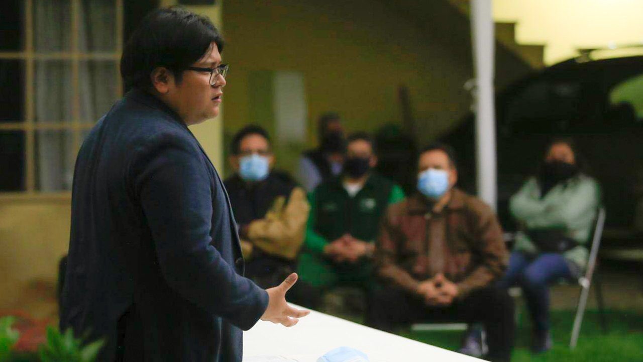 Hubo trampa en encuesta del INE; burocracia de Morena decidió que no siguiera en la pelea: Gibrán Ramírez