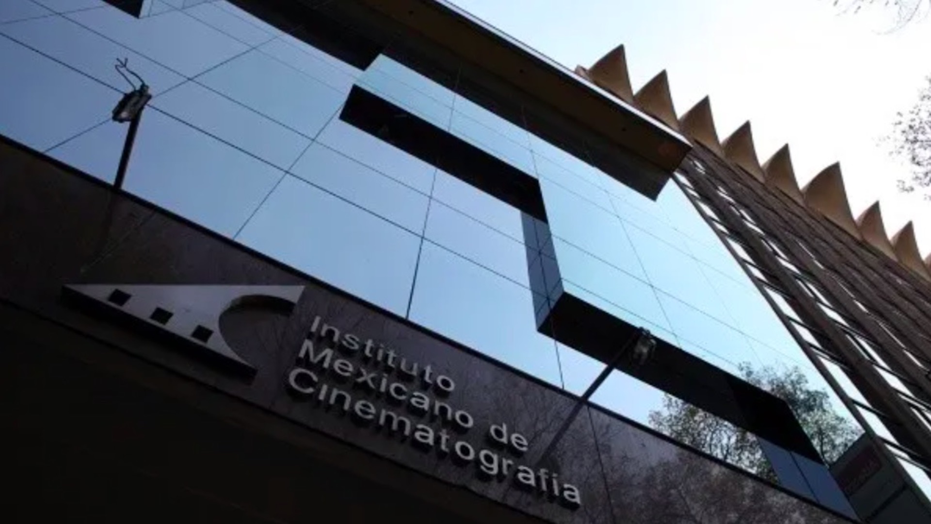 Asegura Imcine que se entregará recursos directamente a creadores tras eliminación de fideicomisos