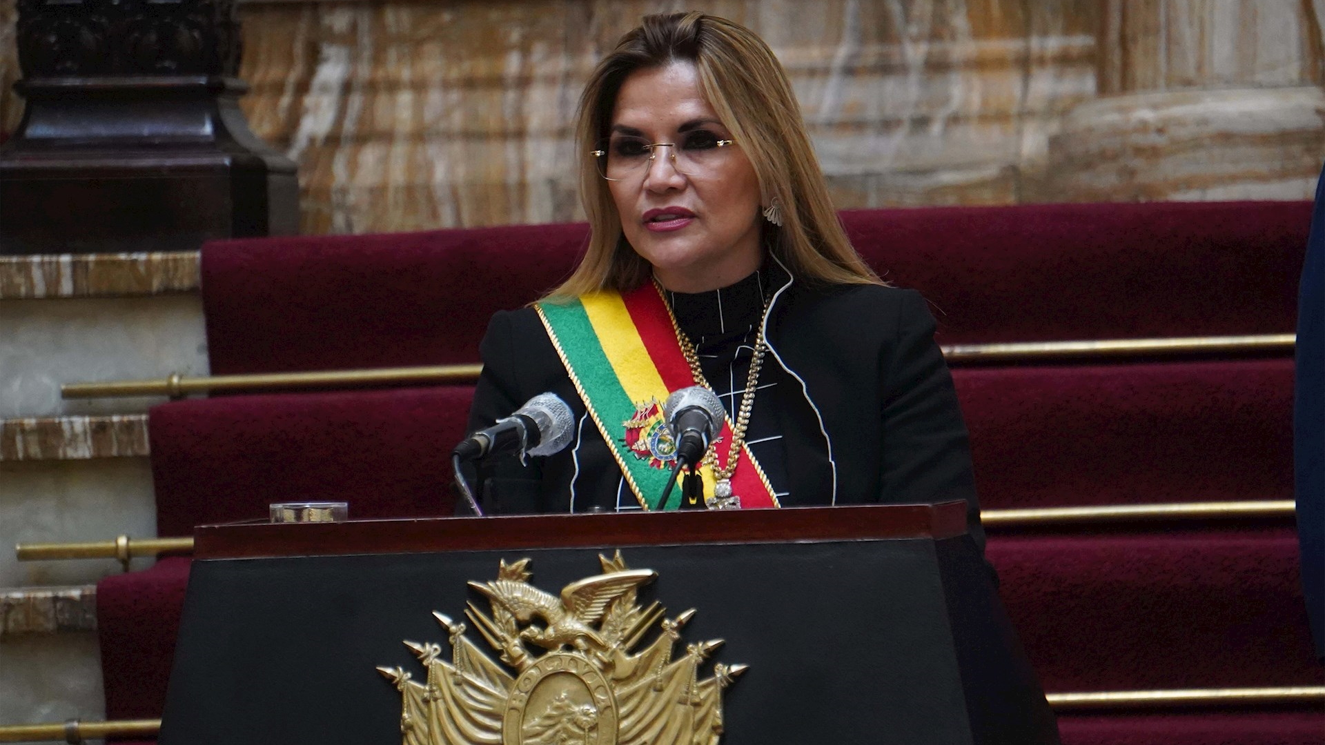 “Si no nos unimos, vuelve Morales”, Áñez abandona carrera presidencial en Bolivia