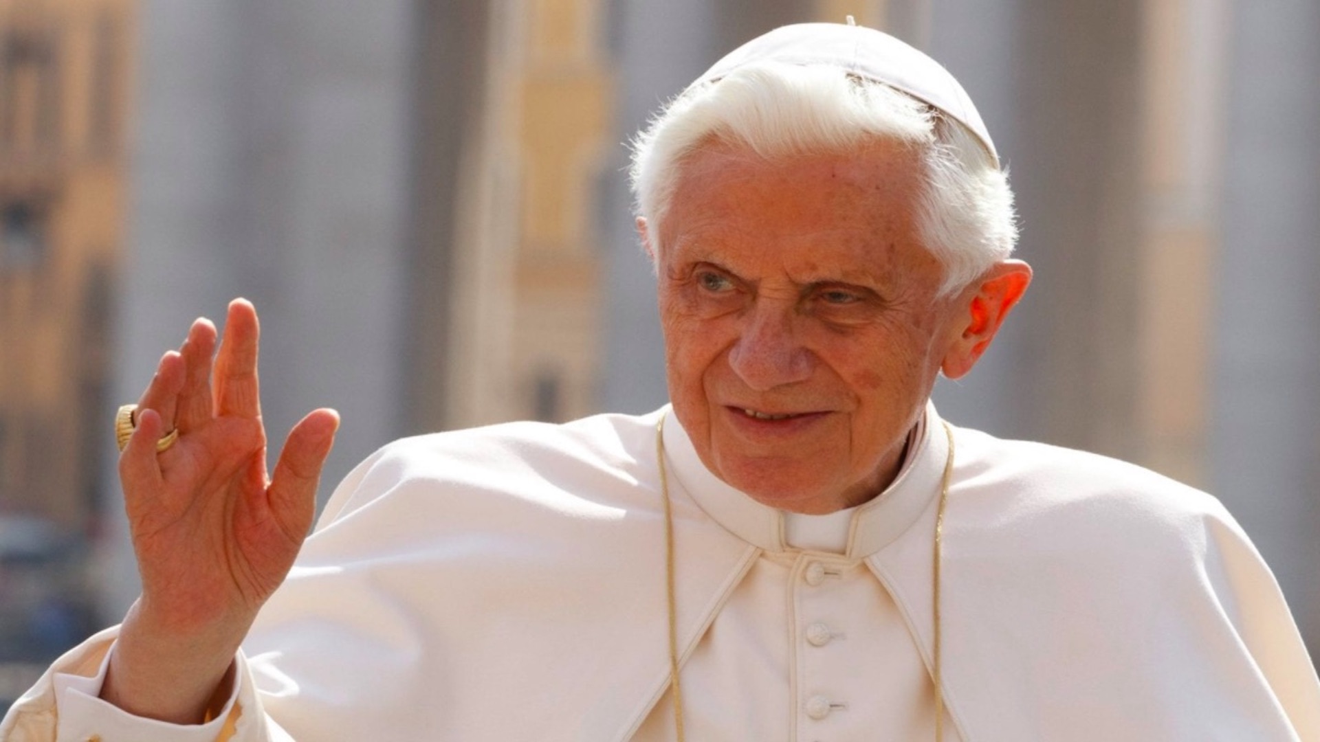 Benedicto XVI alcanza récord de longevidad de un papa