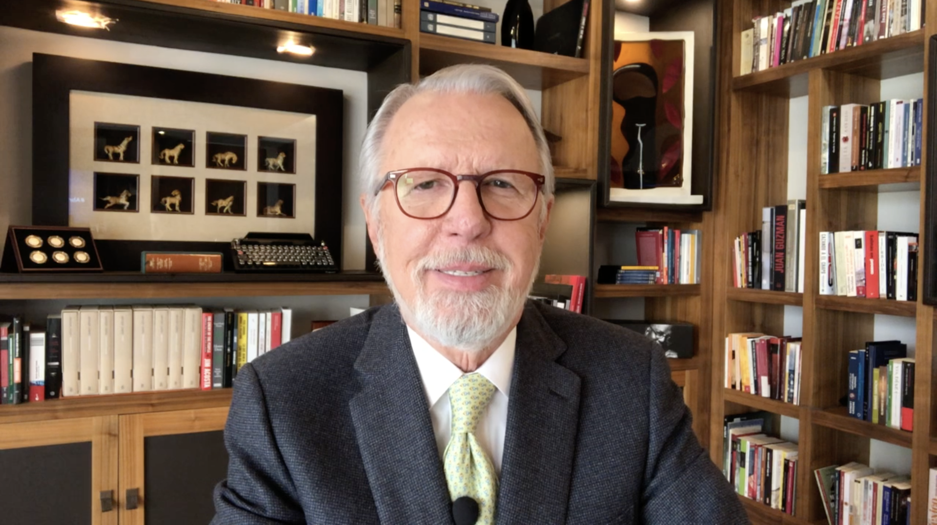 ¡Las noticias! Muy probable que vivamos con la pandemia hasta 2021, me dijo López-Gatell