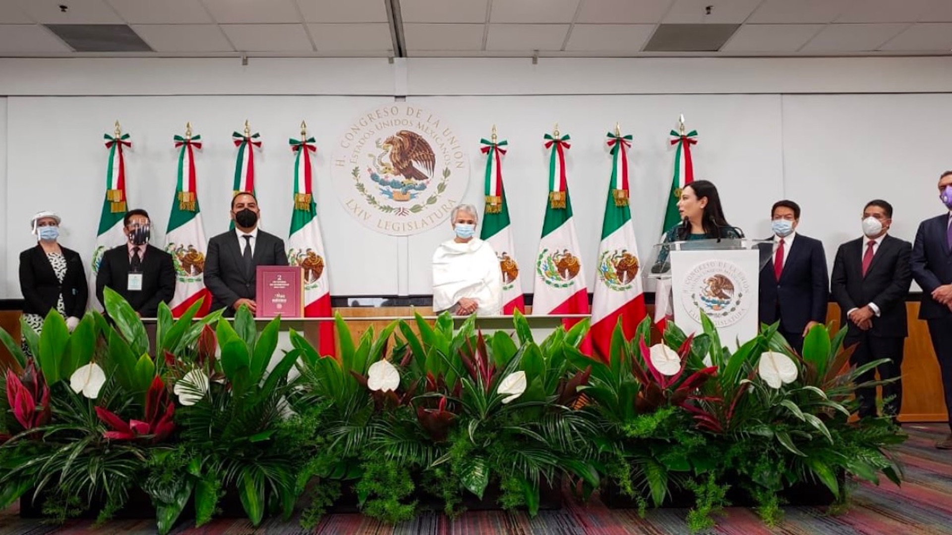 Entrega del Informe de Gobierno muestra colaboración entre poderes, señaló Laura Rojas