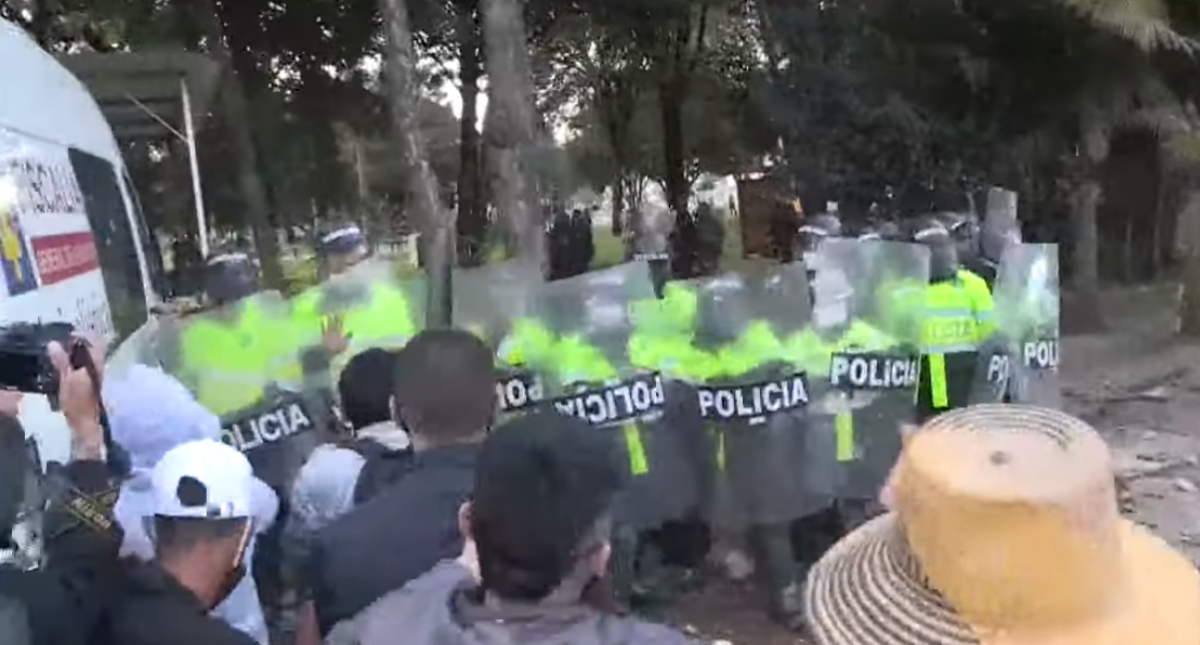 Bogotá: disturbios y enfrentamientos en protesta contra la violencia policial Bogotá: disturbios y enfrentamientos en protesta contra la violencia policial
