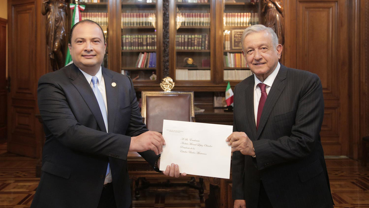 López Obrador recibe cartas credenciales de 17 embajadores; refuerza lazos de amistad con naciones