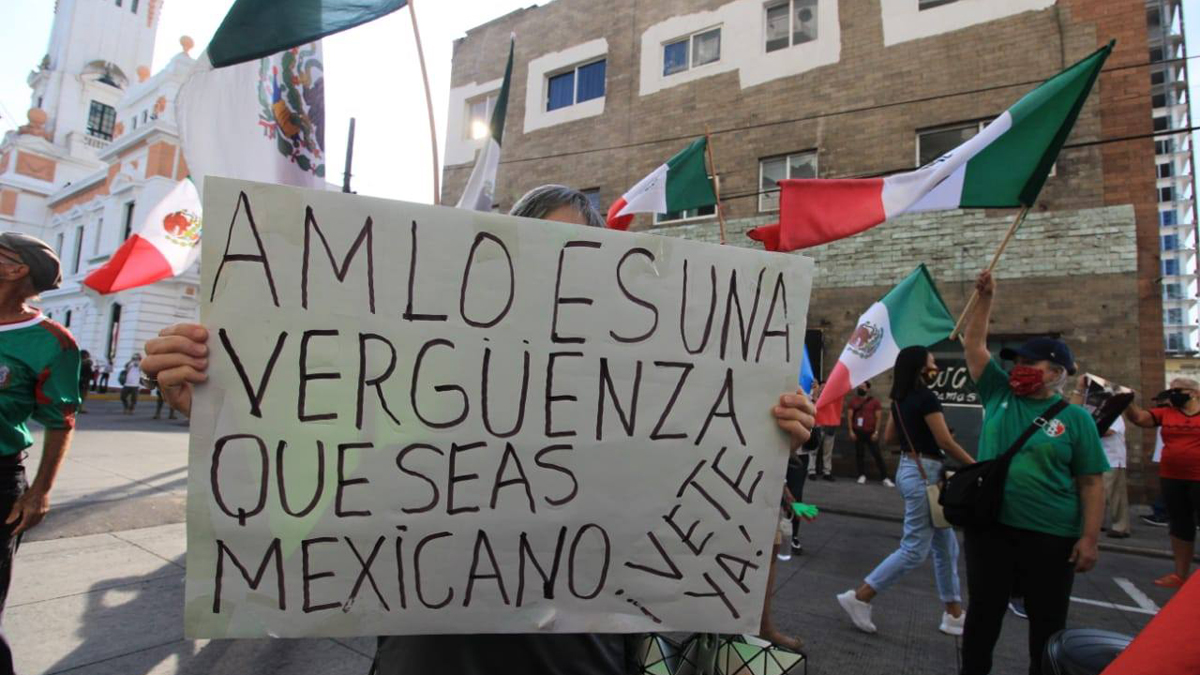 Se manifiesta FRENAAA en Veracruz durante visita de López Obrador - manifestacion-contra-amlo-en-veracruz