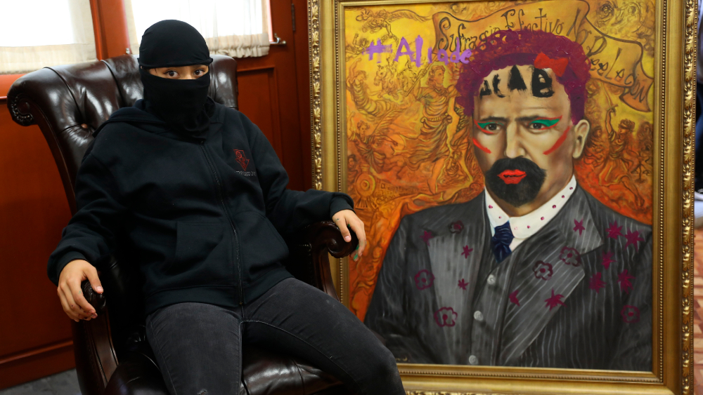 AMLO se manifiesta en contra de la violencia y vandalismo en edifico de la CNDH