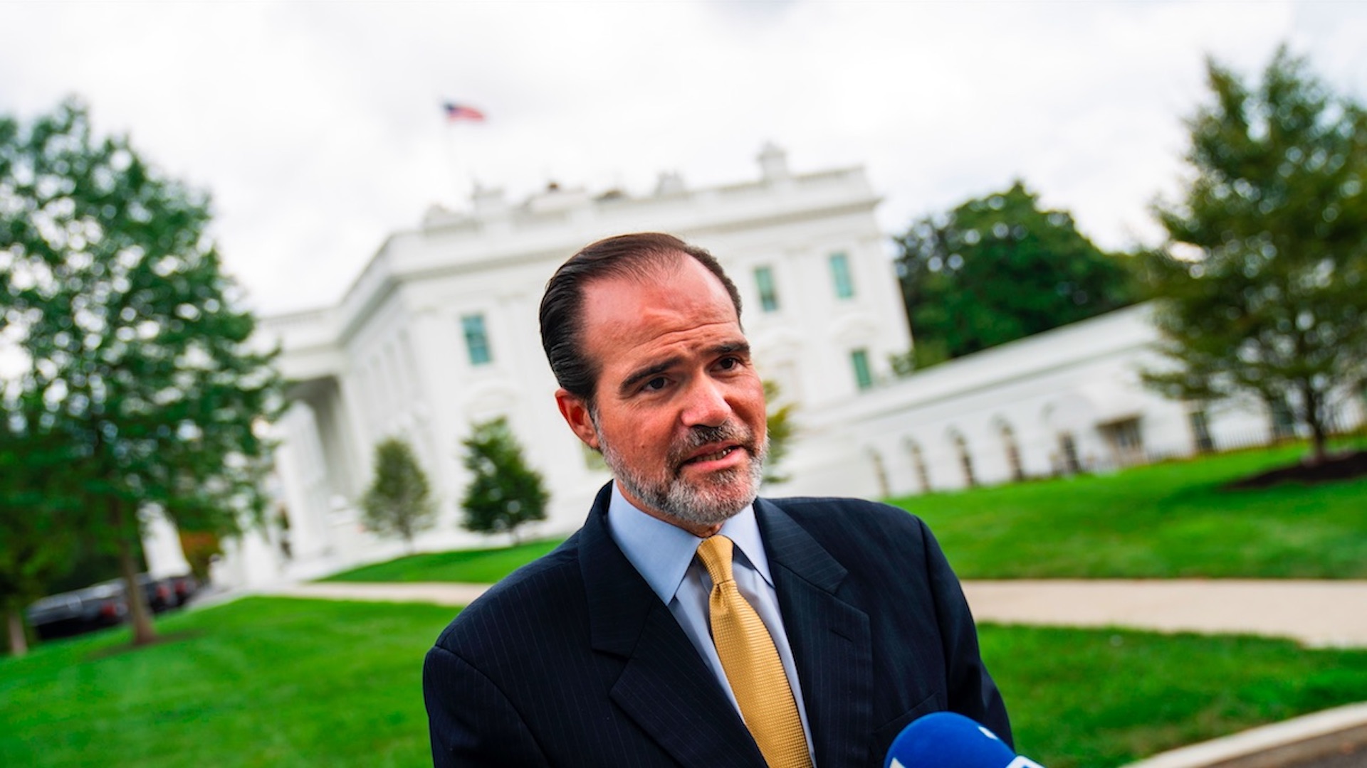 Designan a Mauricio J. Claver-Carone nuevo presidente del BID