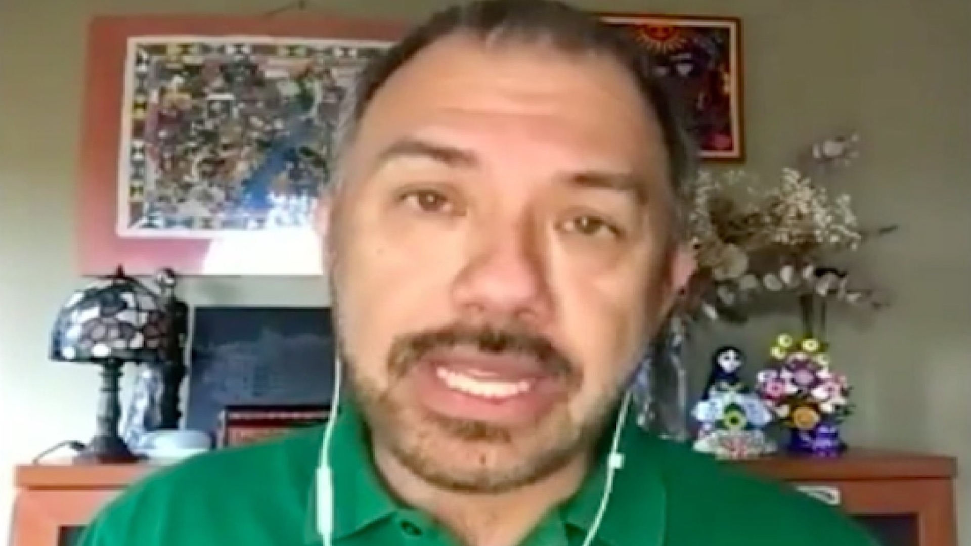 Ernesto Herrera, el primer mexicano que recibió la vacuna contra el COVID-19