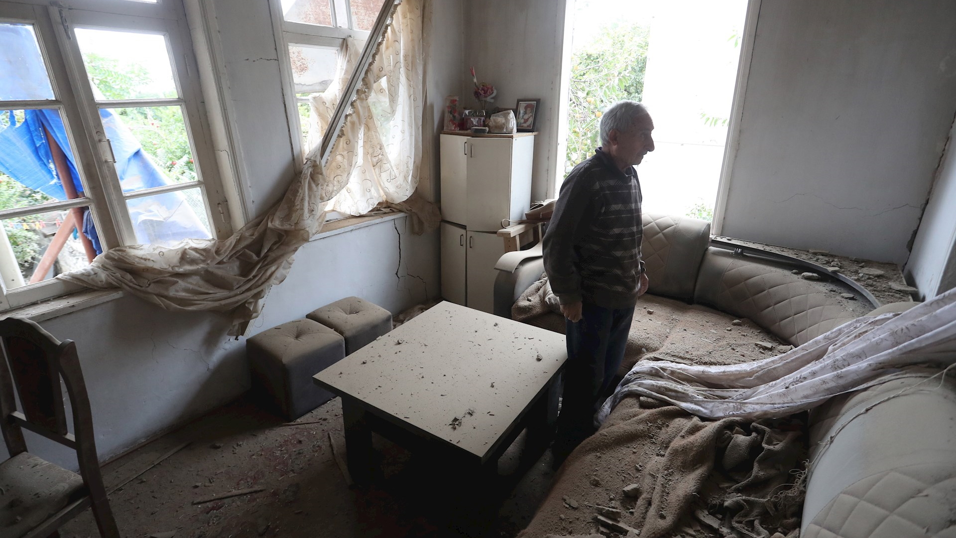 Azerbaiyán y Armenia continúan intensos combates por el control de Nagorno Karabaj