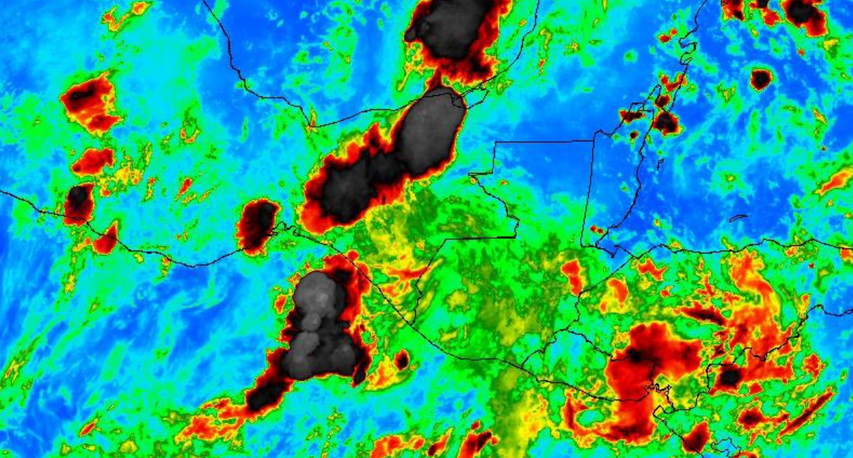 Nana se disipa cerca de la frontera entre México y Guatemala