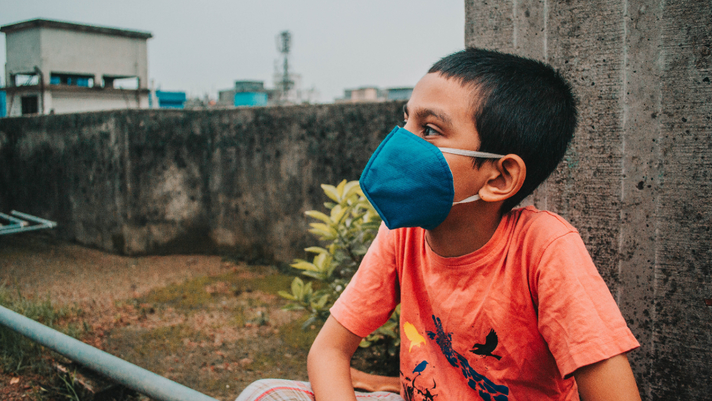 Niños pueden tener anticuerpos de COVID-19 y el virus en su sistema al mismo tiempo