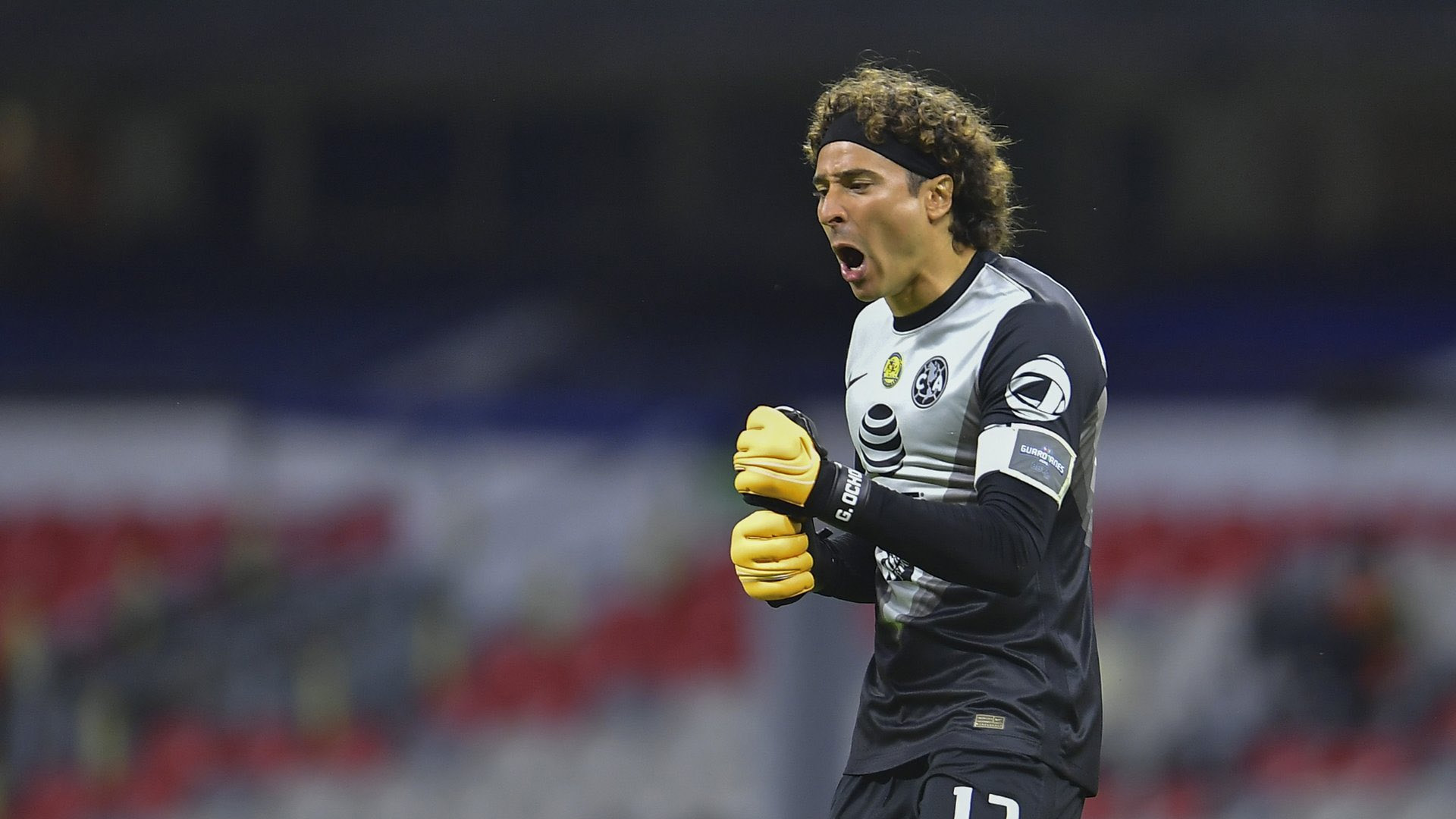 De 4 a 6 semanas fuera Guillermo Ochoa por lesión muscular