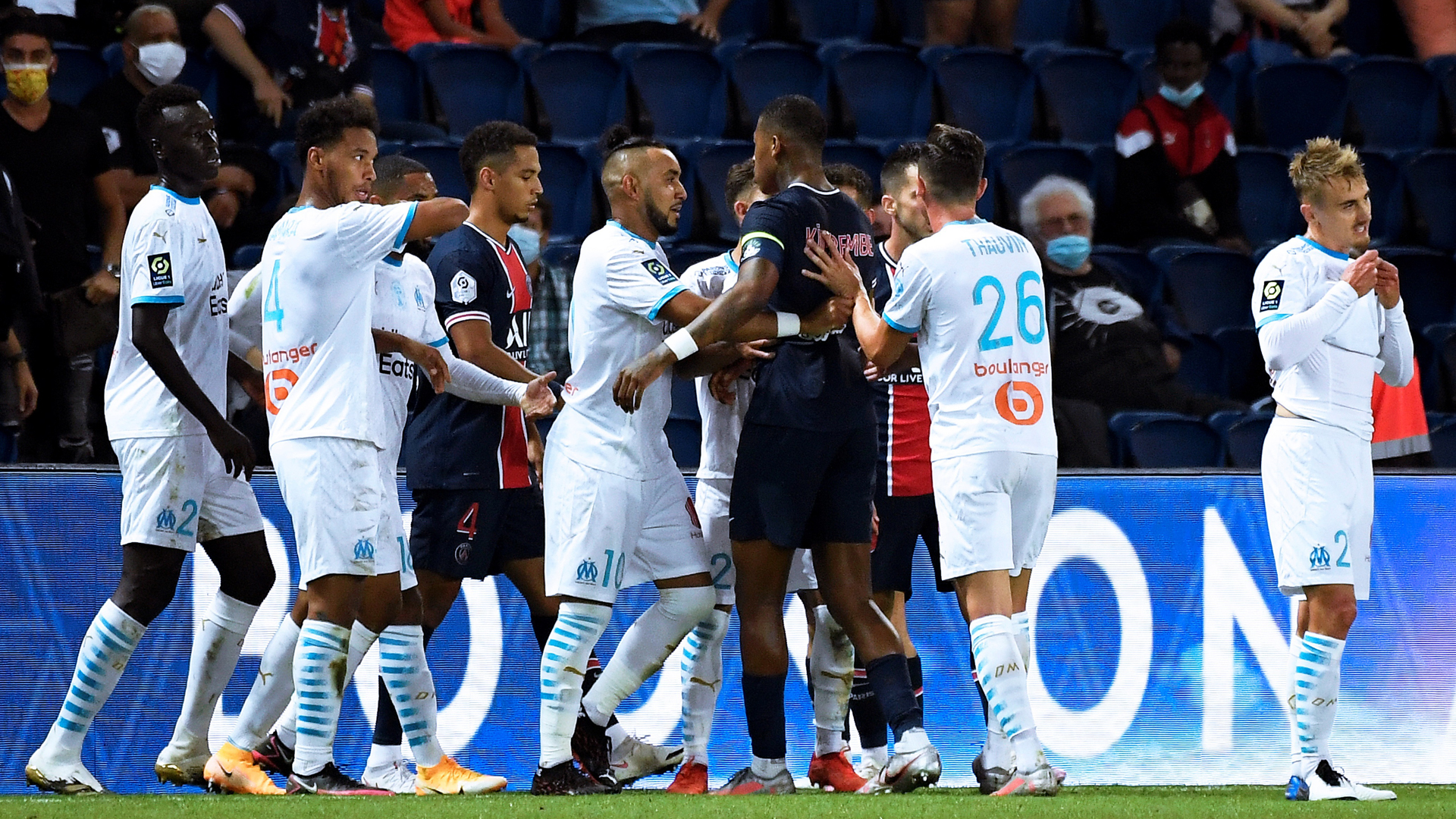 Suspenden a Neymar por tres partidos tras pleito con Álvaro González - pleito-durante-el-psg-om