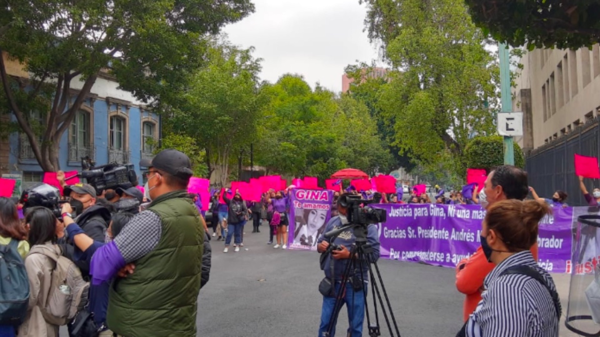 Colectivos feministas se reúnen en Segob con Sánchez Cordero; advierten que si no hay solución, harán plantón