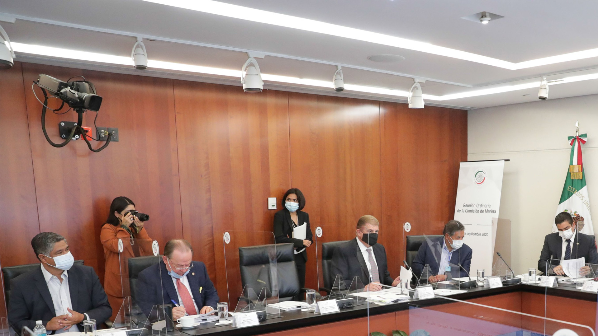 Modifica Senado calendario de comparecencias por motivo del Segundo Informe Presidencial