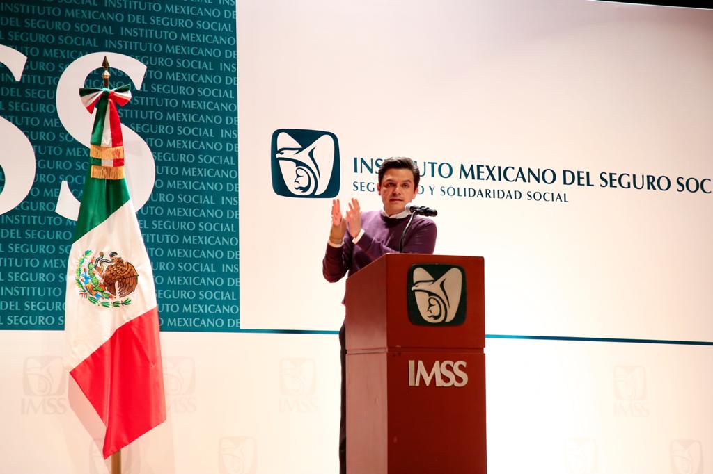 Reorganización mejorará servicios que ofrece el IMSS y la hará más cerca de la gente: Zoé Robledo Reorganización mejorará servicios que ofrece el IMSS y la hará más cerca de la gente: Zoé Robledo