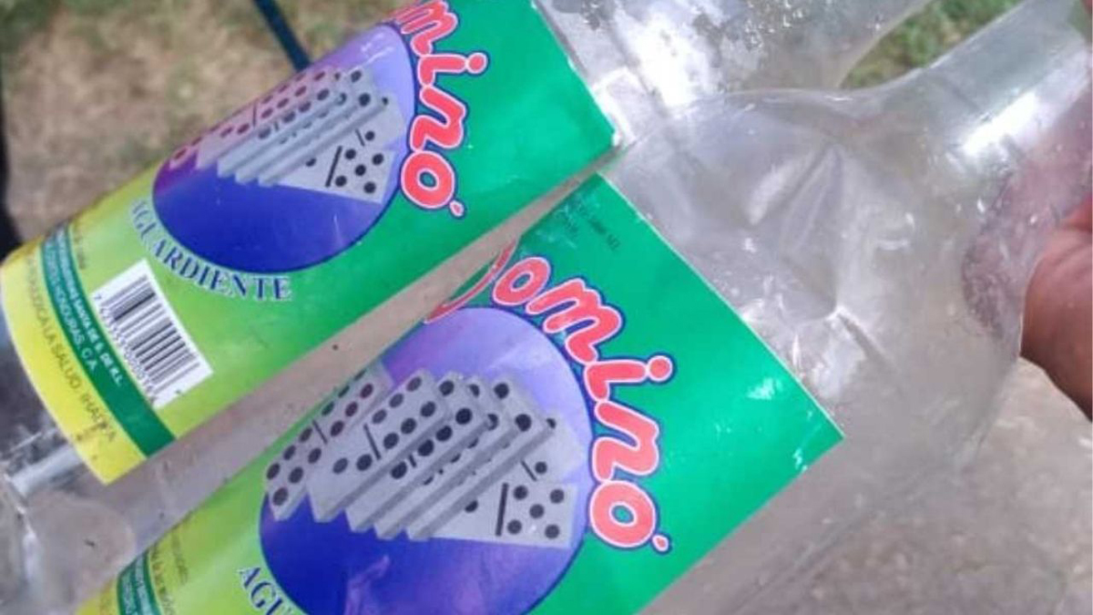 Investigan hasta 16 muertes por consumo de alcohol adulterado en pueblo de Honduras - aguardiente-domino-vinculado-a-muerte-de-16-personas-en-honduras