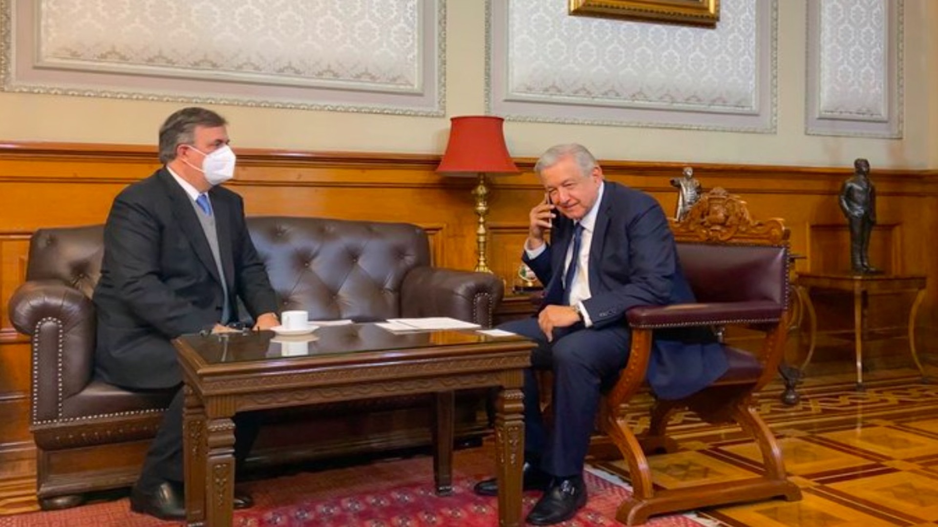 López Obrador felicita a Luis Alberto Arce Catacora por triunfo en elecciones presidenciales de Bolivia