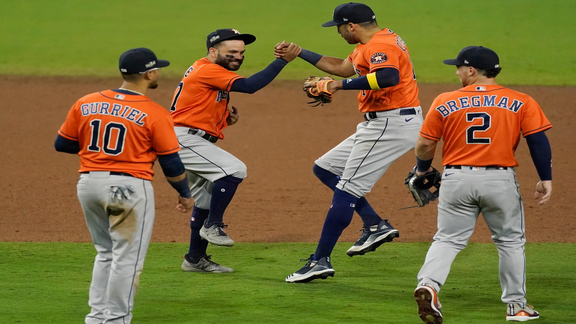 Astros de Houston derrotan 7-4 a Rays de Tampa Bay; fuerzan a séptimo partido Astros de Houston derrotan 7-4 a Rays de Tampa Bay; fuerzan a séptimo partido