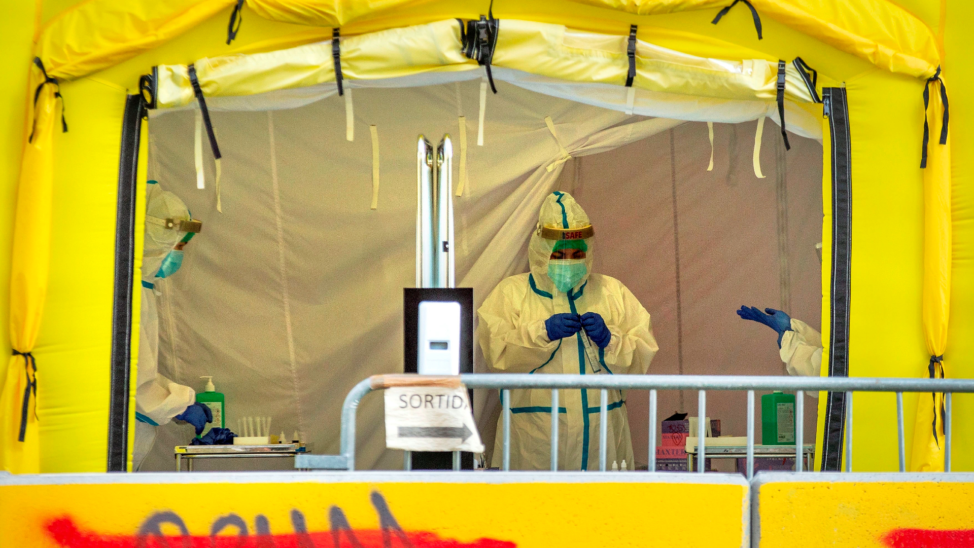 España añade 20 mil contagios de coronavirus y supera los 45 mil muertos