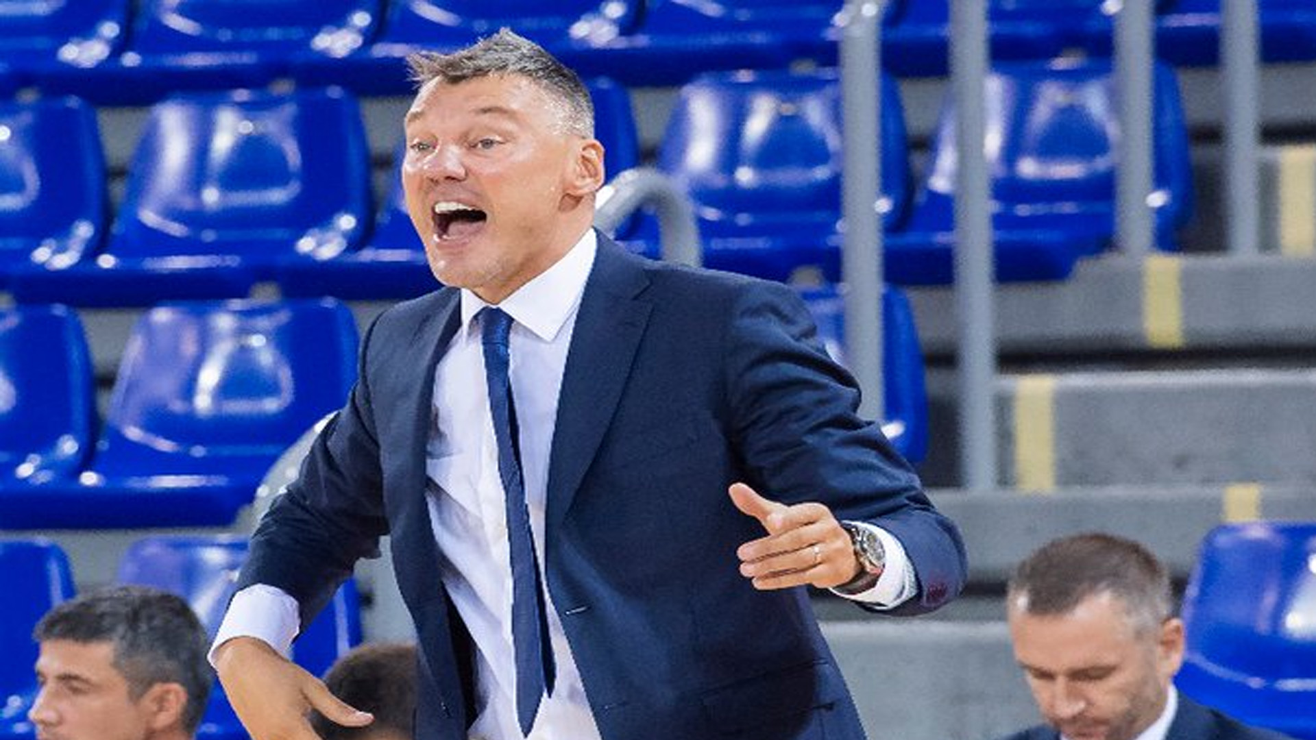 Da positivo COVID-19 jugador del equipo de basquetbol del Barcelona