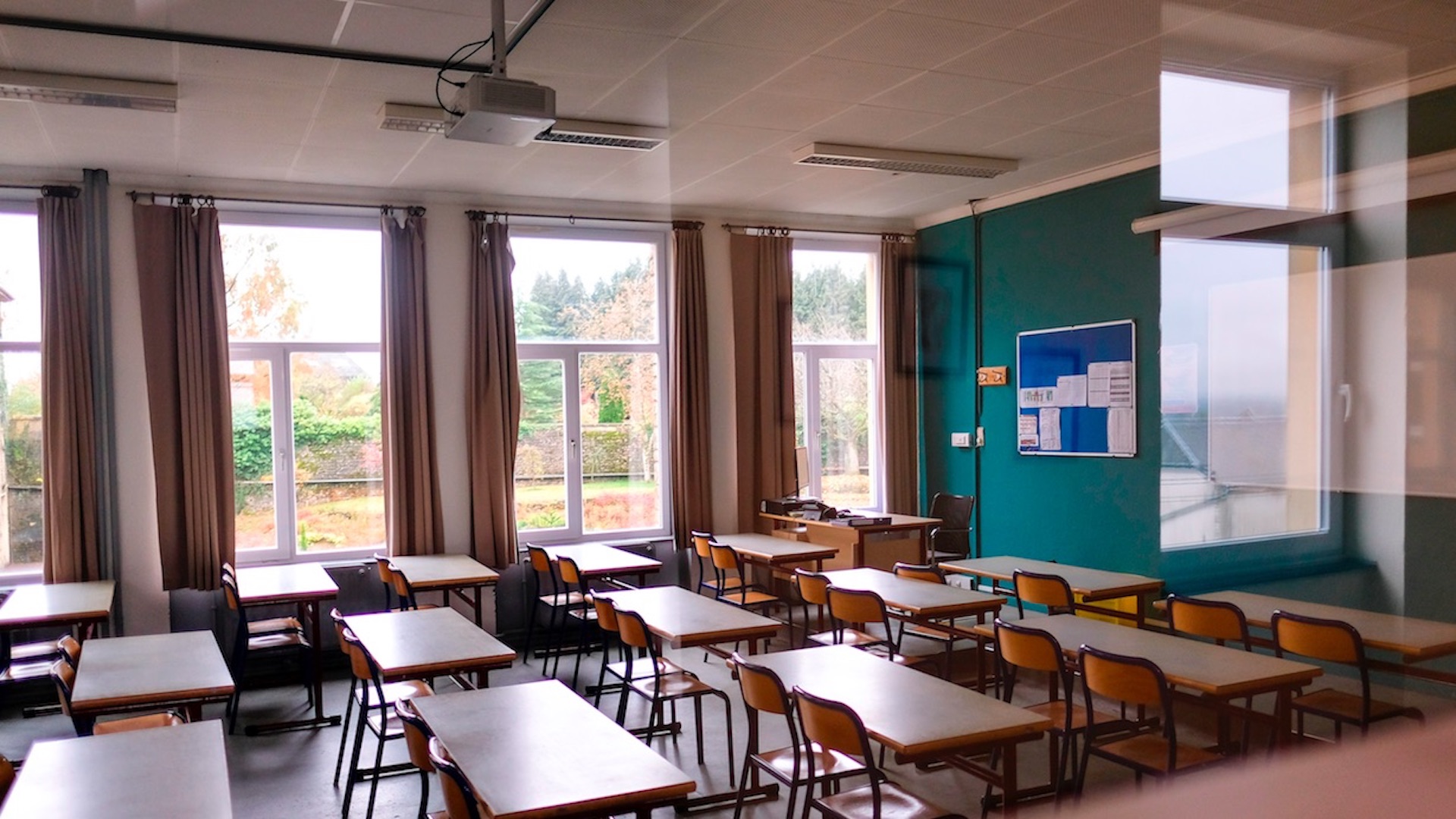 Bélgica se convierte en el país más golpeado por COVID-19 en Europa