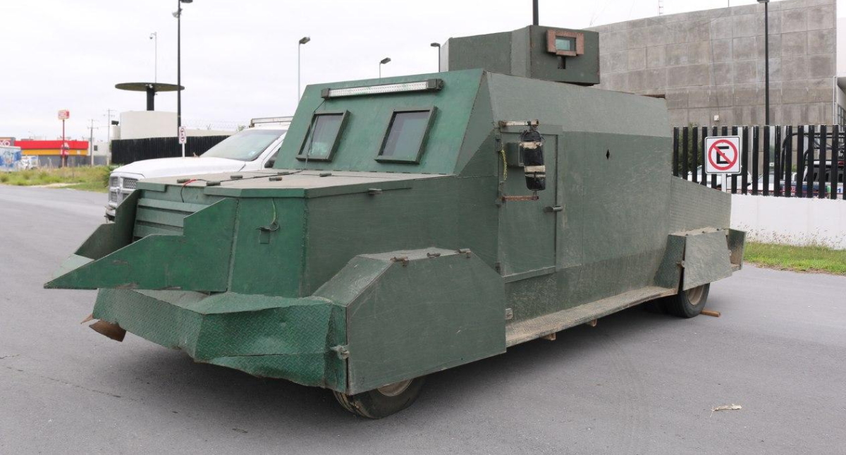 Decomisan en Tamaulipas vehículos con blindaje artesanal y armamento - camargo-decomiso-armamento-vehiculos-4