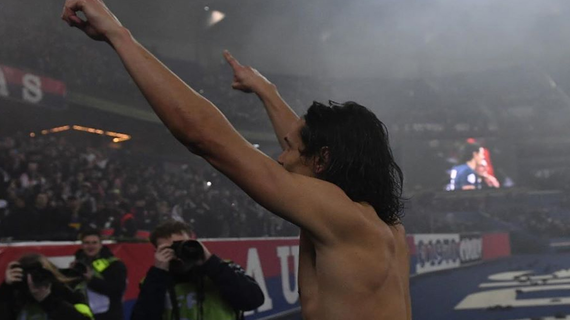 Manchester United anuncia la llegada de Edinson Cavani