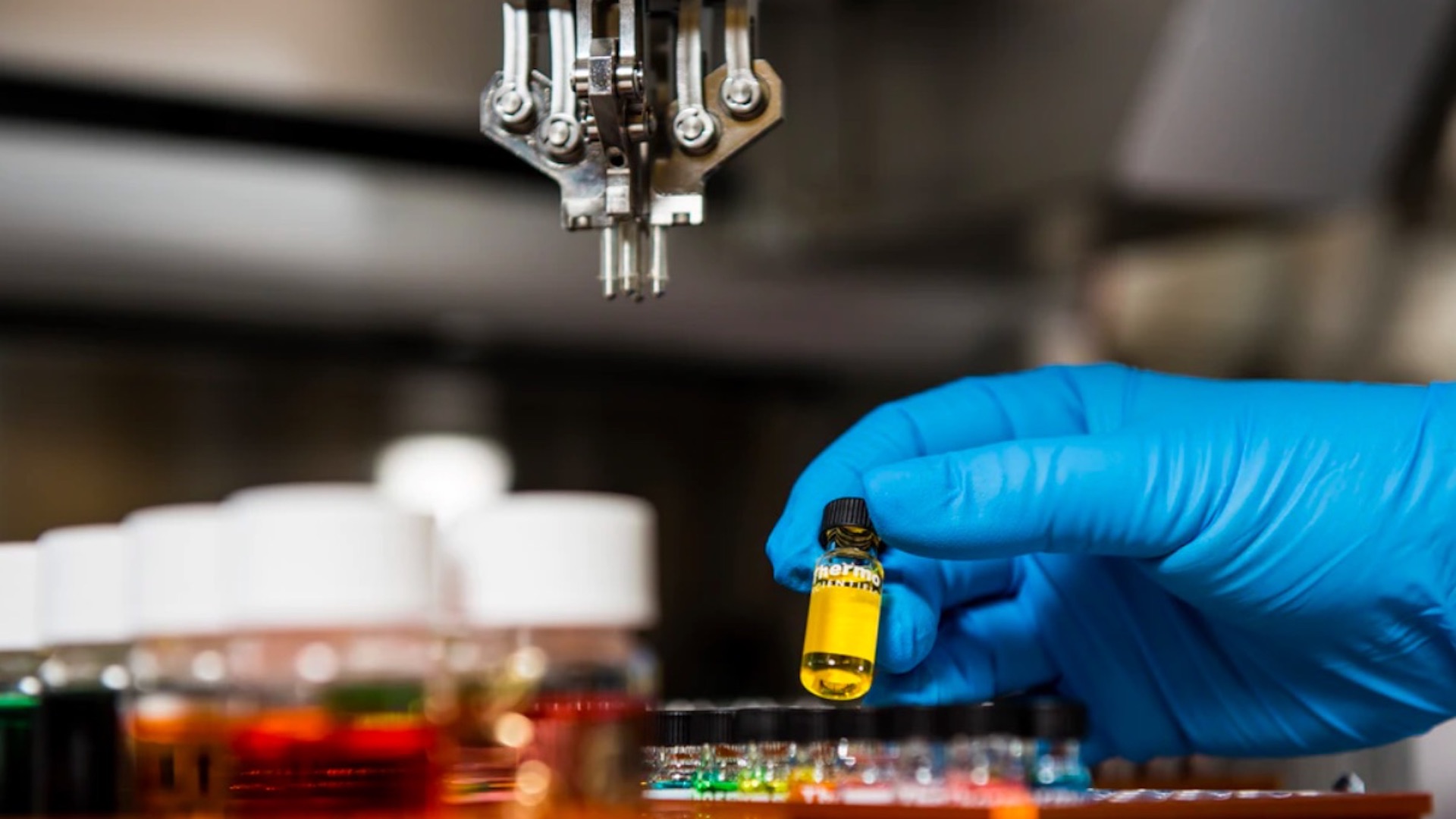 Disminuye el escepticismo hacia la ciencia en el mundo