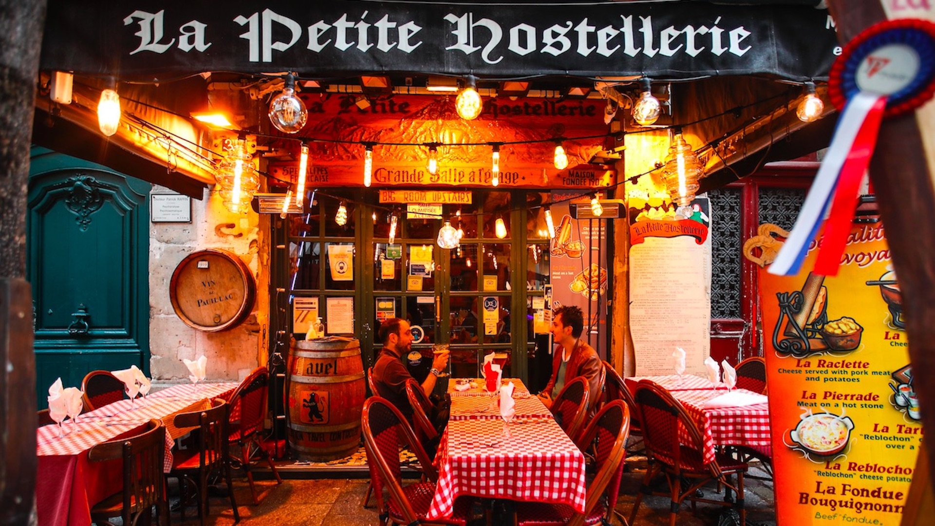 Francia volverá a estado de emergencia por COVID-19 el 17 de octubre; impondrán toque de queda en París