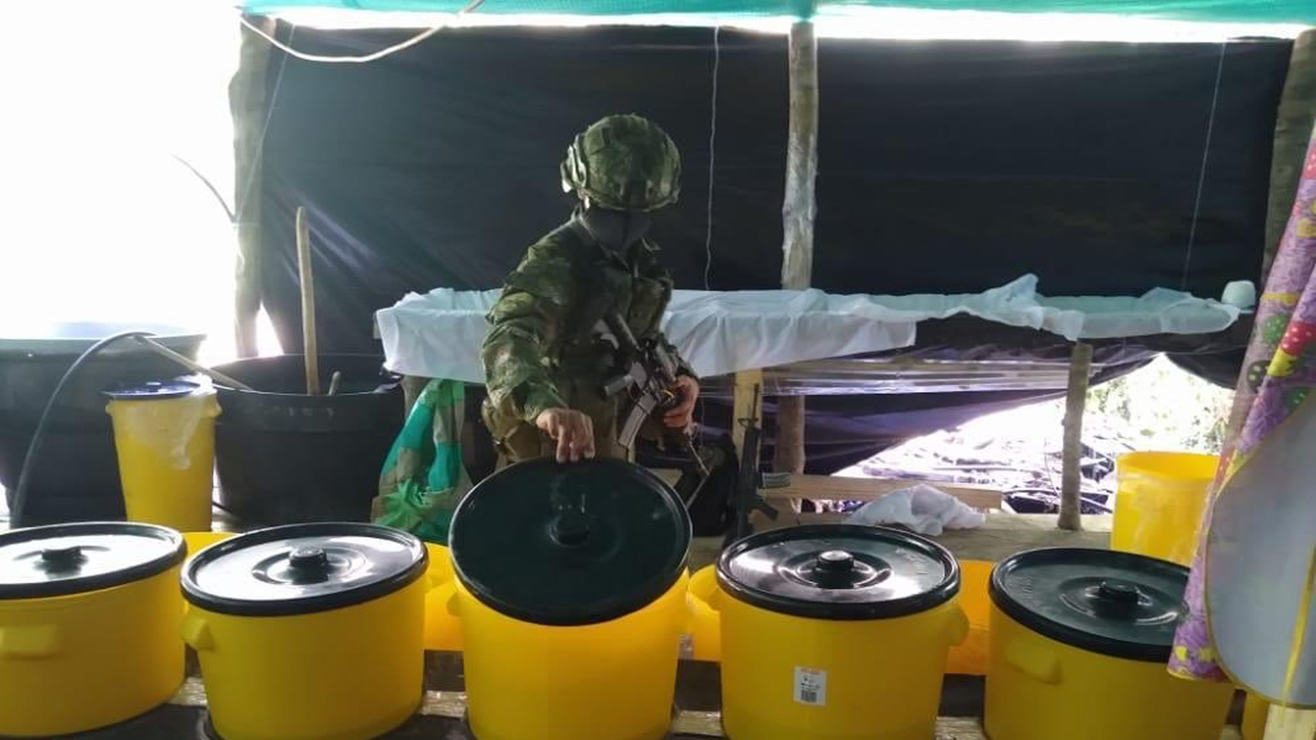 Cárteles de México controlan compra y tráfico de cocaína en Colombia, asegura Consejero de Seguridad de Colombia Cárteles de México controlan compra y tráfico de cocaína en Colombia, asegura Consejero de Seguridad de Colombia