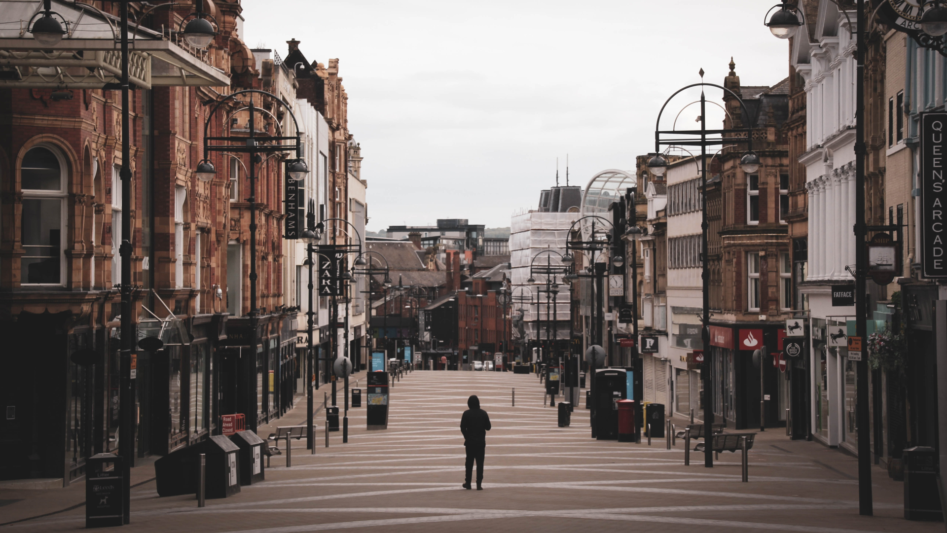 El mundo respondió tarde a emergencia internacional por COVID-19, apunta informe de OMS