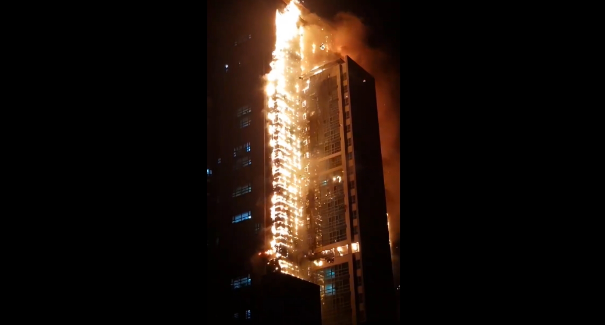 #Video Incendio en edificio de Corea del Sur deja decenas de intoxicados