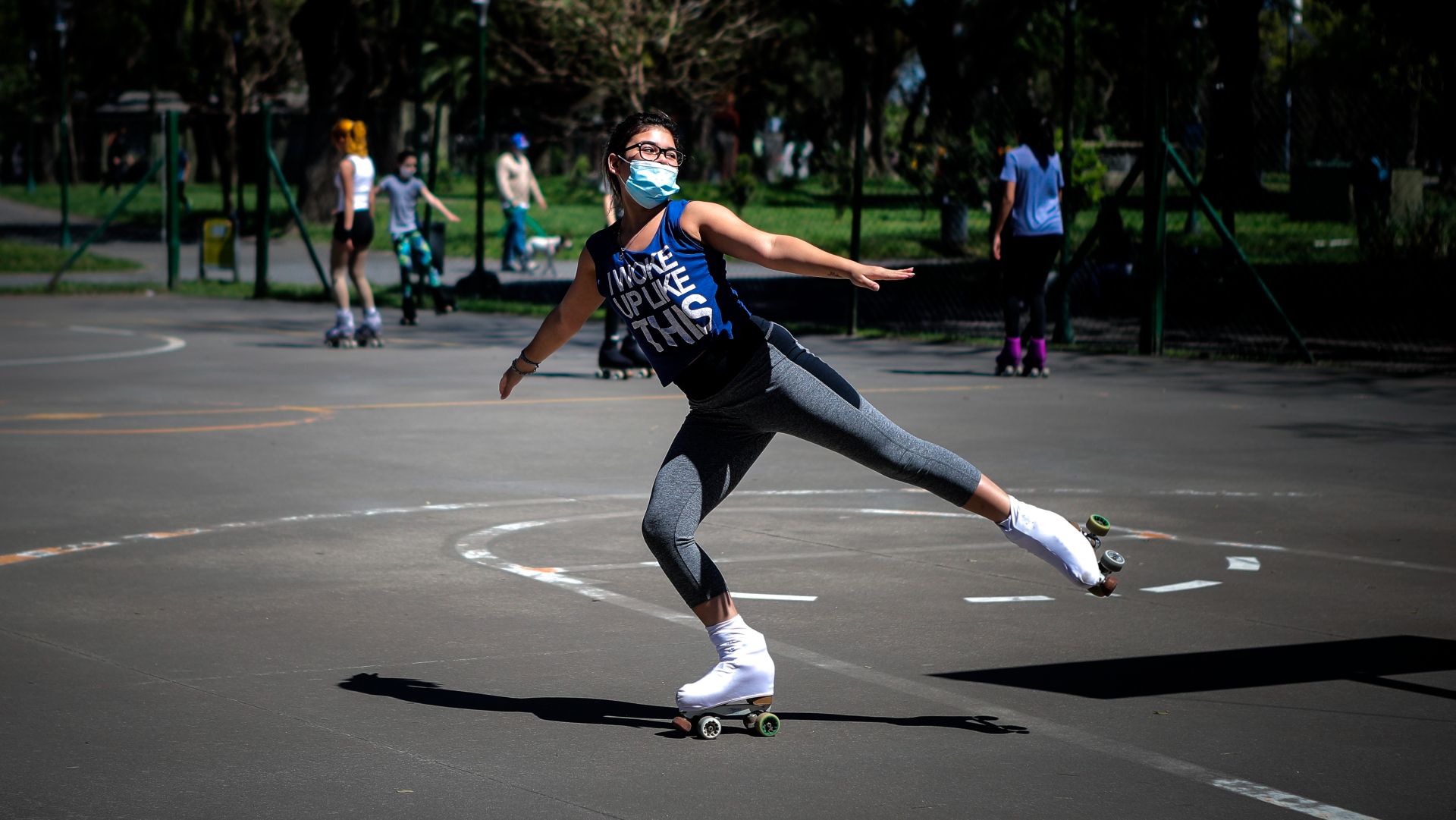 Casos de COVID-19 en el mundo suben a 42.7 millones, con 1.1 millones de muertes