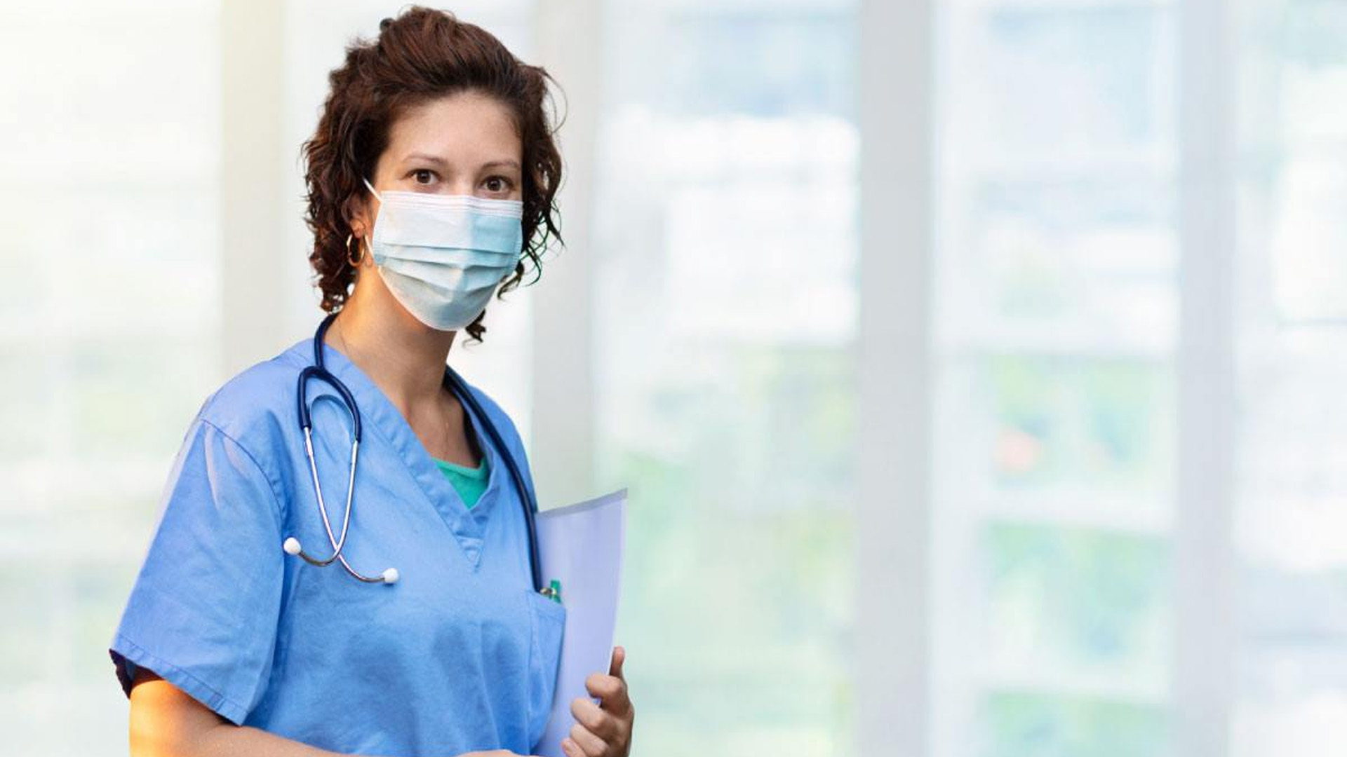 Estados Unidos registra exceso de 300 mil muertes respecto al año pasado: CDC