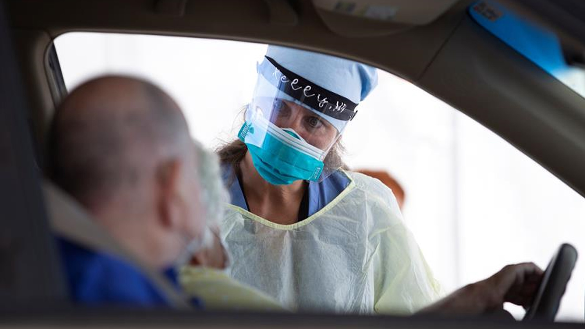 Estados Unidos supera los 210 mil muertos por COVID-19