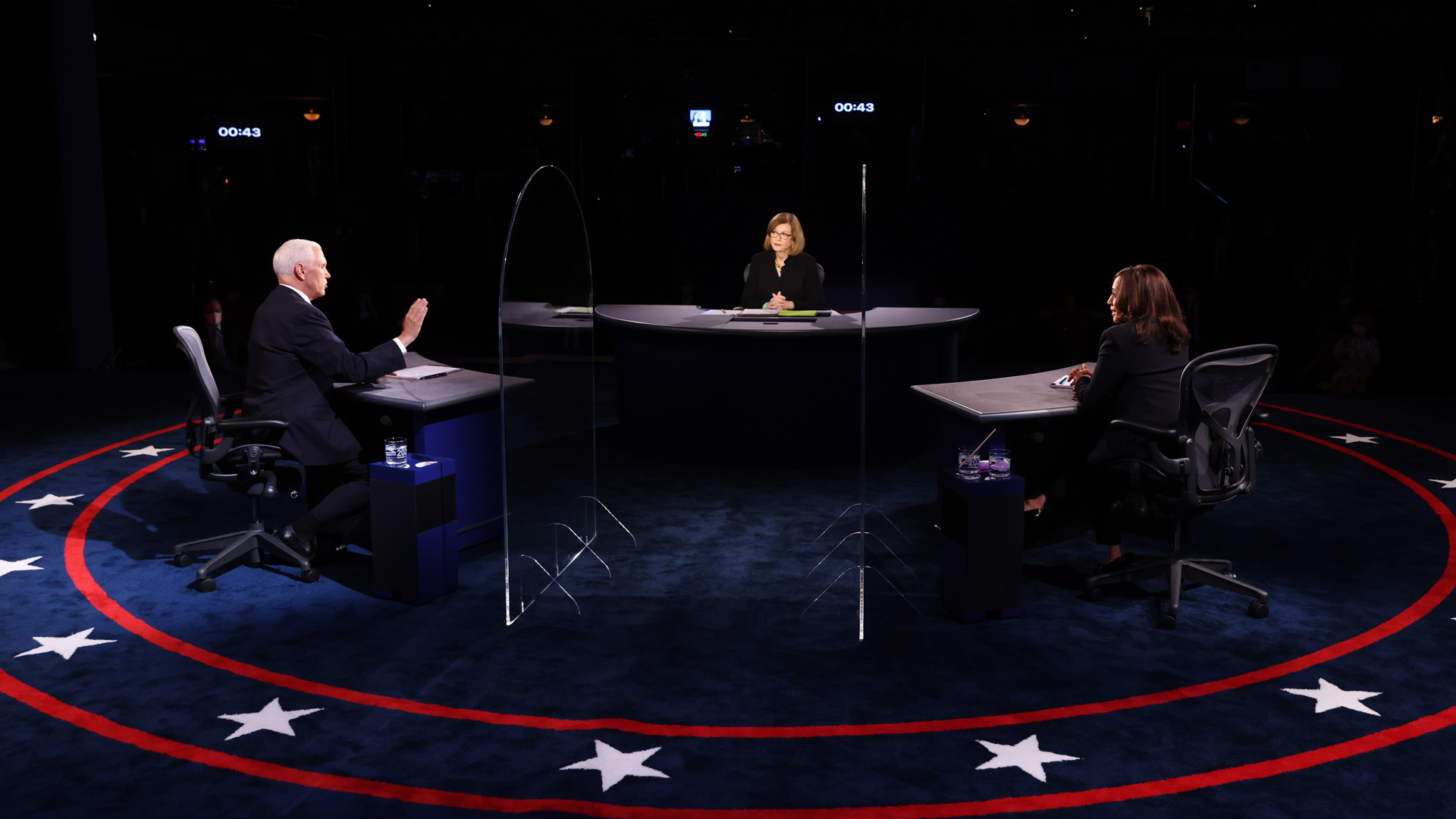 Aplaude Trump a Mike Pence durante debate; acusa a Harris de ser 'máquina de errores' - debate-pence-vs-harris