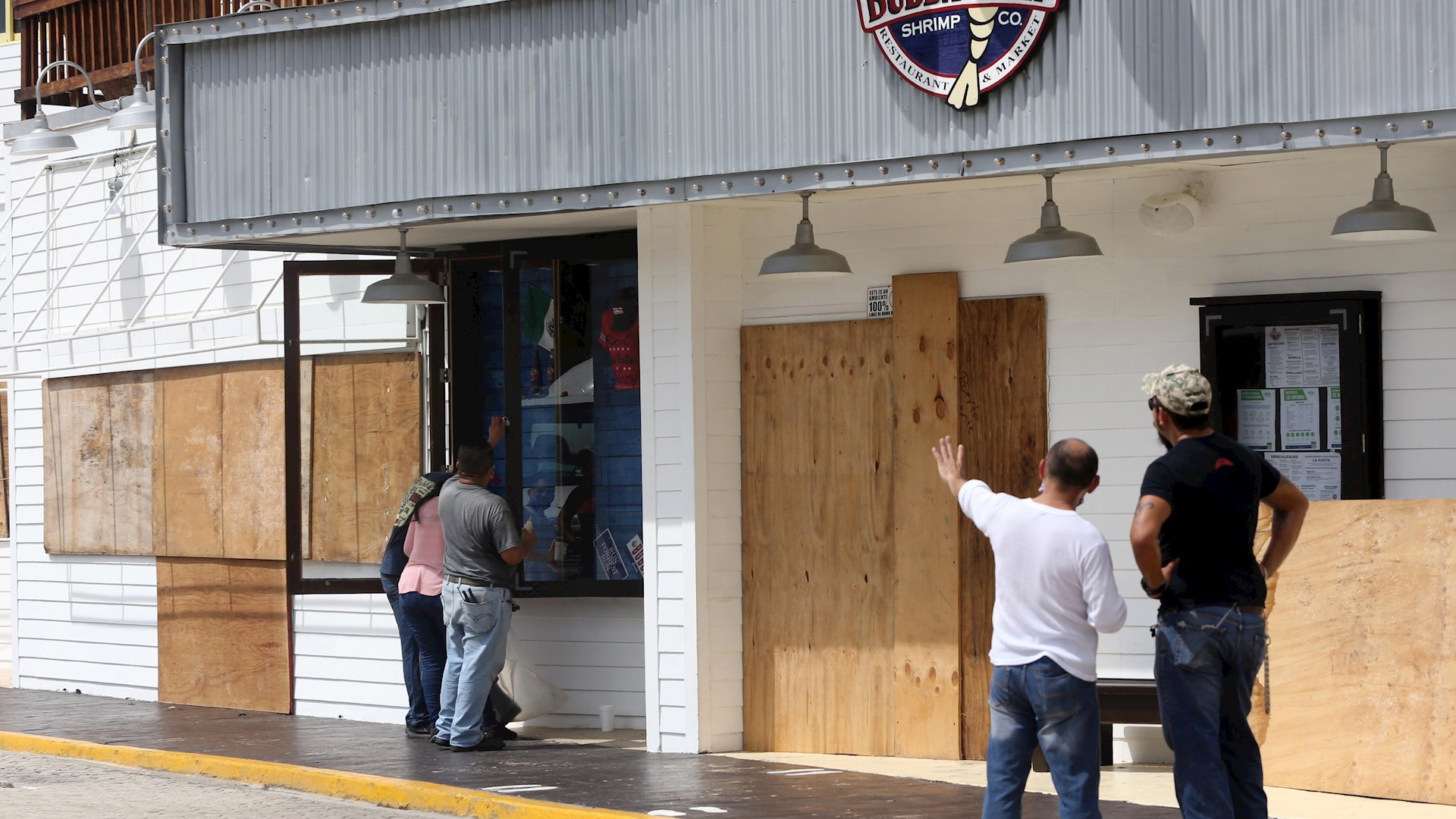 ‘Delta: el huracán que amenaza’, por Ángeles Mastretta