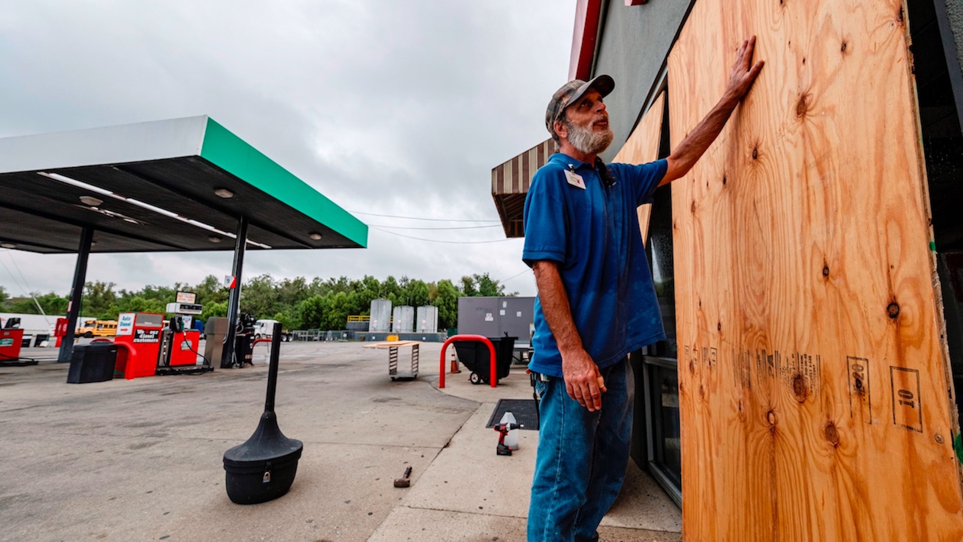 Luisiana y Texas comienzan a sentir los efectos de Delta; será el cuarto huracán que impacte en la zona en 2020