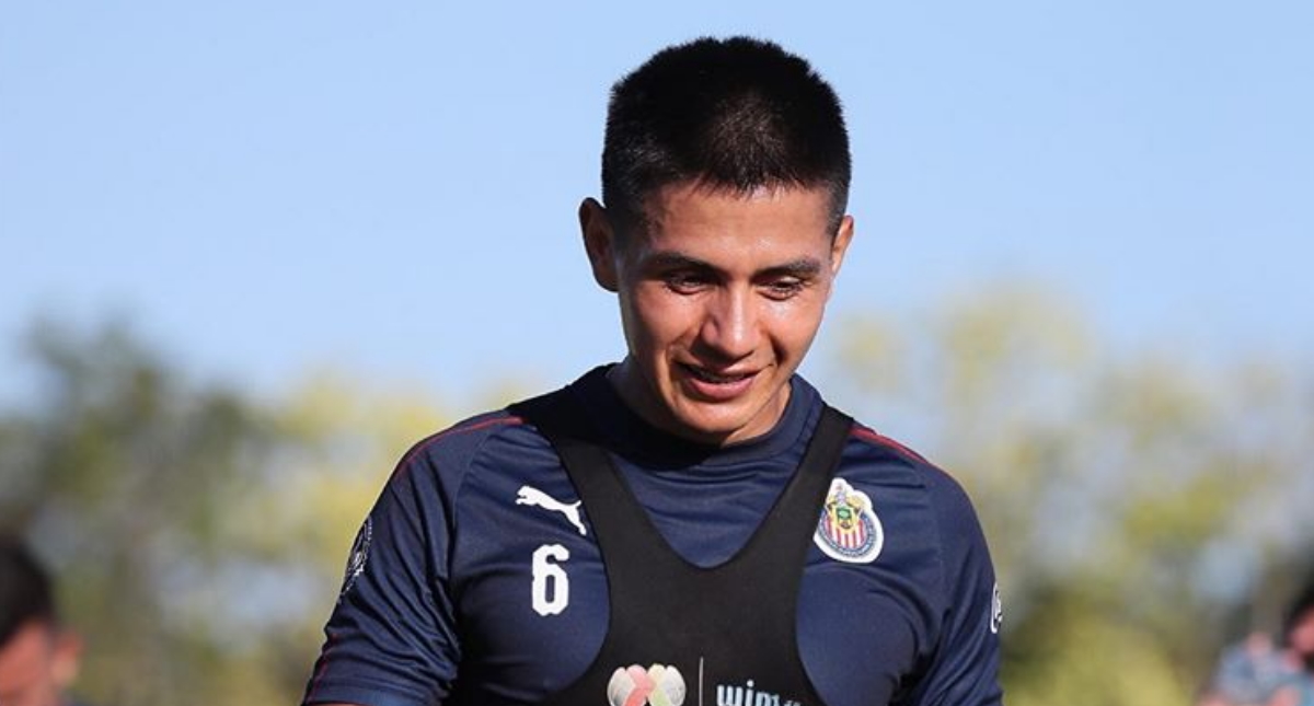 Dieter Villalpando separado de Chivas; informó a directiva que atiende proceso legal