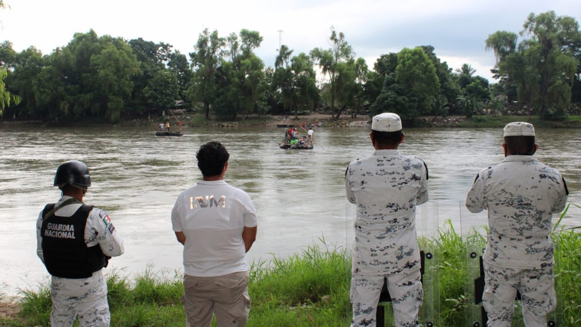 Con drones, México vigila frontera sur ante posible llegada de migrantes hondureños