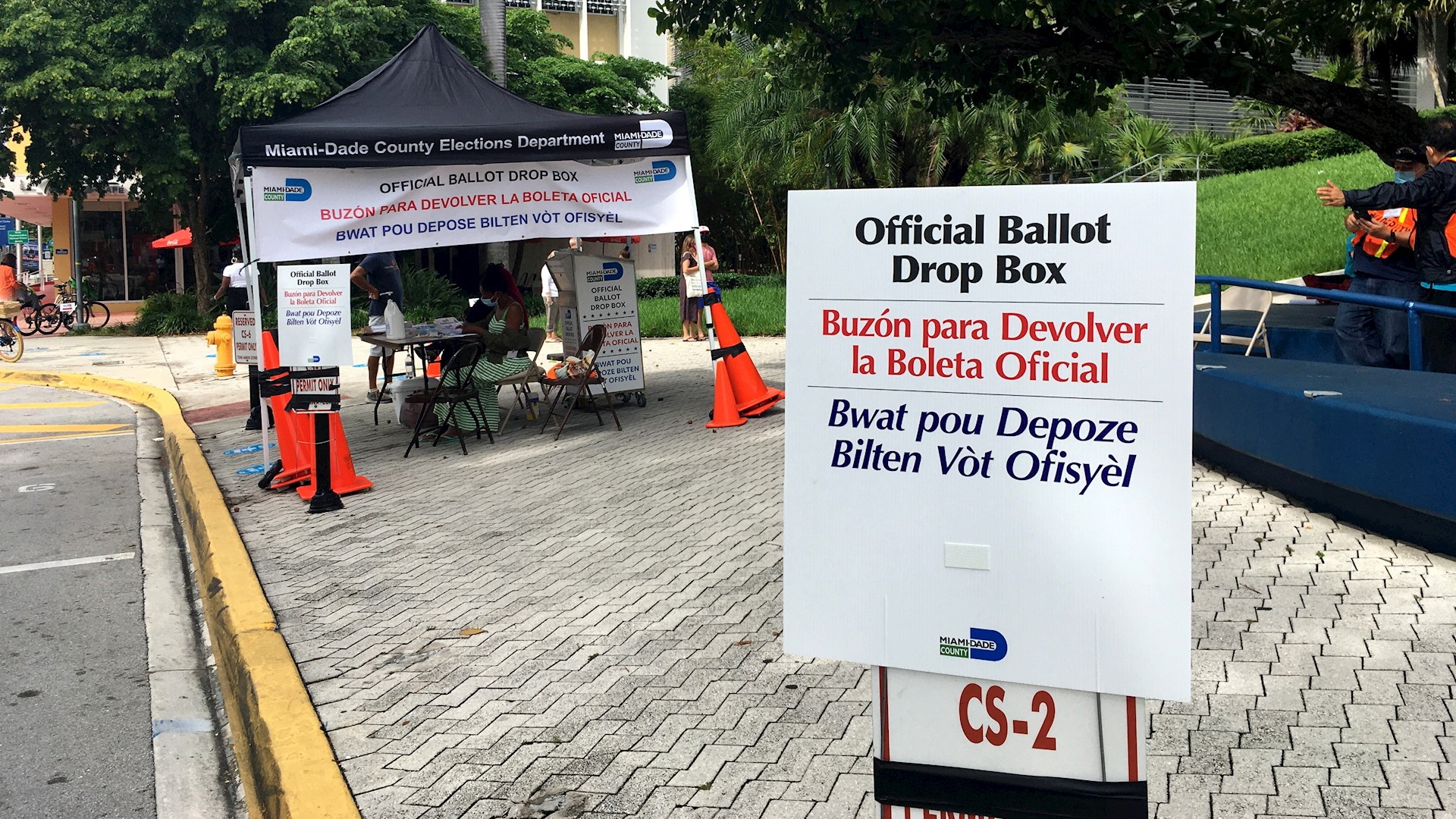 Empresarios hispanos apoyan a Biden; rechazan "falsa" narrativa socialista de Trump - elecciones-votacion-anticipada-miami